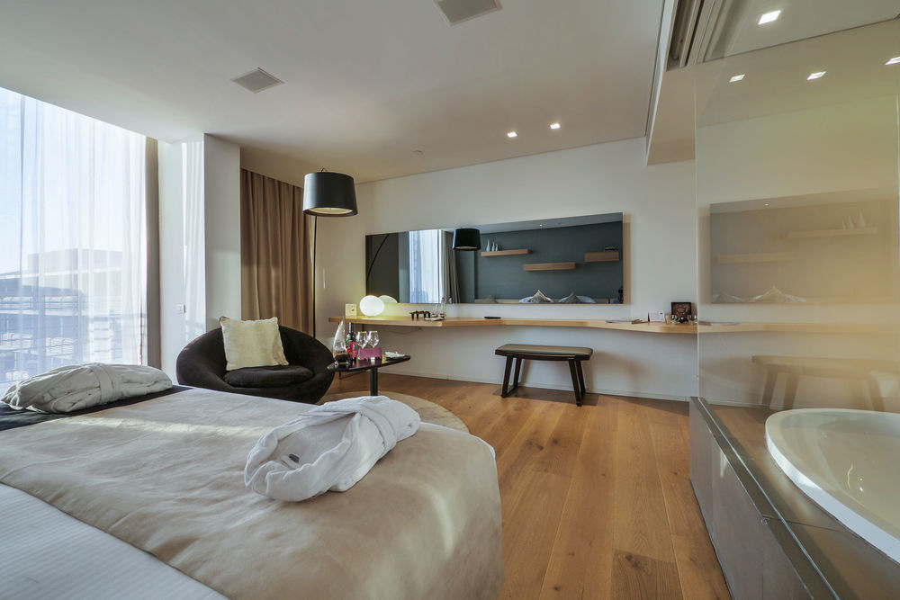 Cramim By Isrotel Exclusive Kiryat Anavim Zewnętrze zdjęcie A room at the Mandarin Oriental Munich